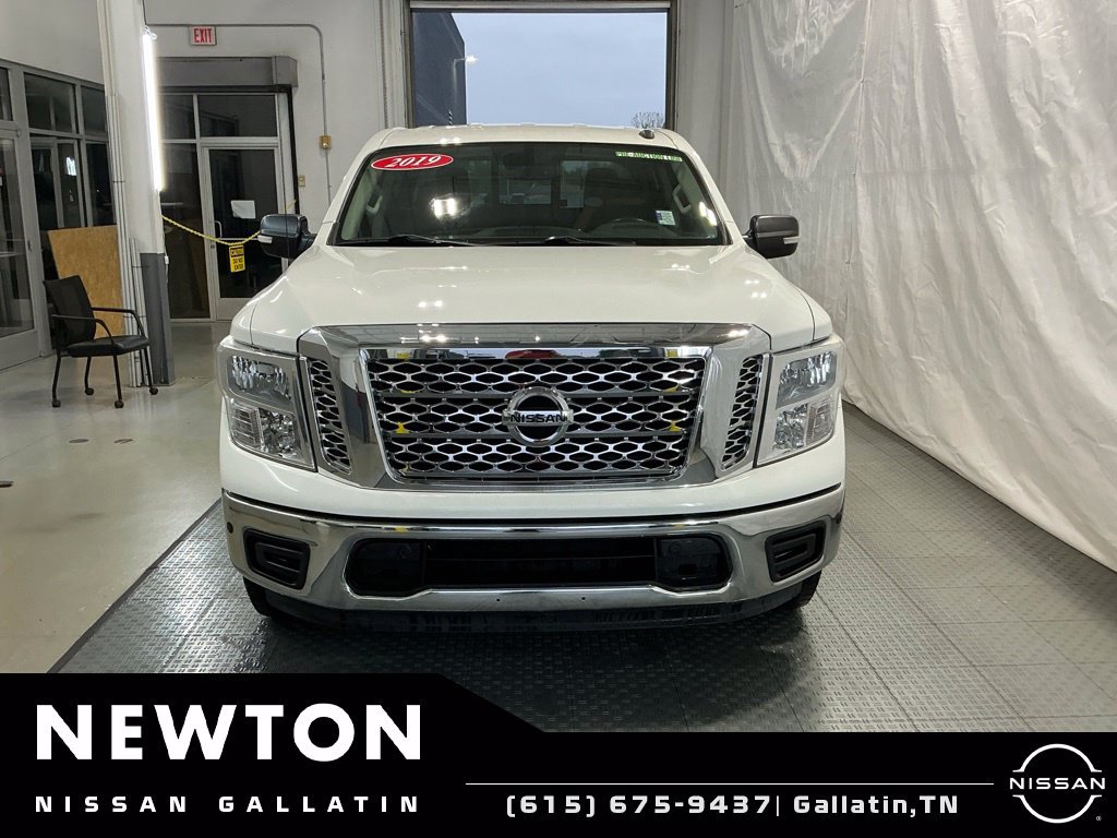 Used 2019 Nissan Titan SV w/ SV Convenience Package RWD image 22
