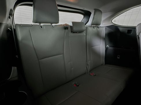 Used 2024 Toyota Highlander Platinum image 27