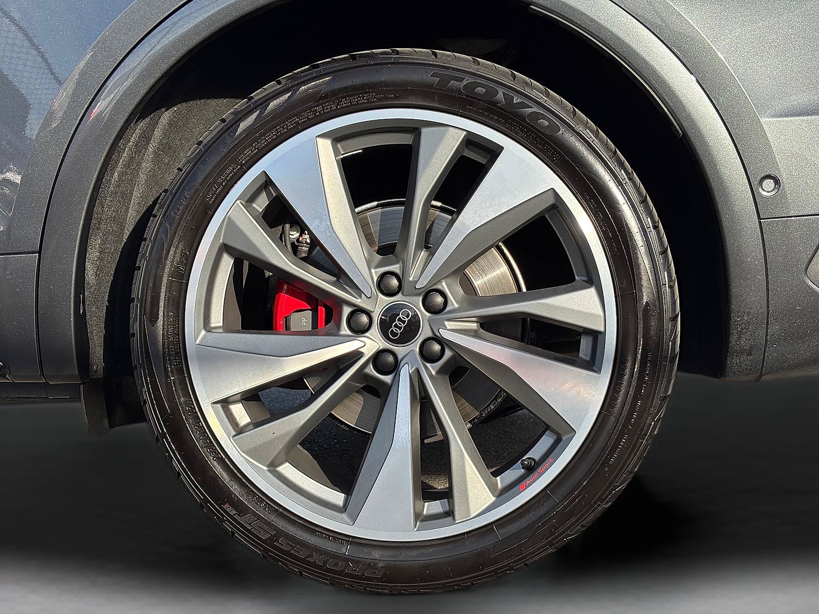 Used 2024 Audi SQ5 Prestige AWD/4WD image 15