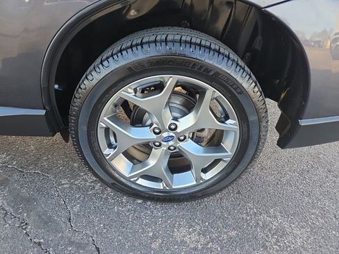 Used 2018 Subaru Forester 2.5i Touring w/ Popular Package #3B image 10