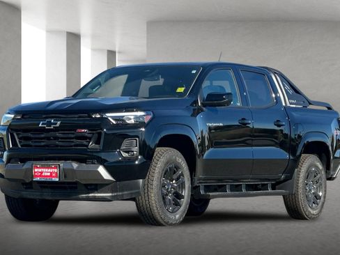 New 2025 Chevrolet Colorado Z71 w/ Midnight Edition image 8