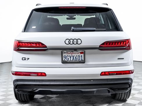 Used 2023 Audi Q7 2.0T Premium Plus w/ Premium Plus Package AWD/4WD image 10