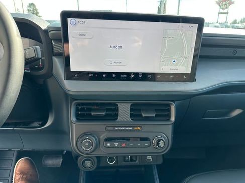 New 2026 Ford Maverick Lariat w/ Black Appearance Package image 15