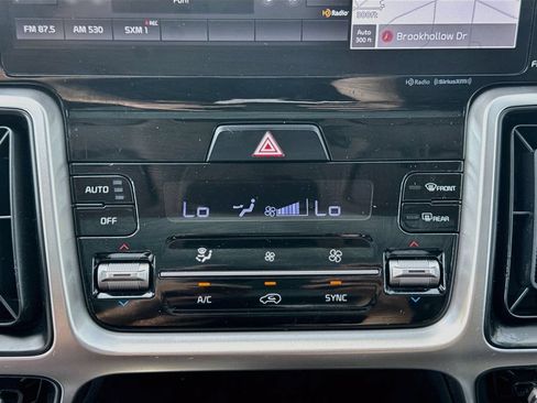 Certified 2022 Kia Sorento X-Line EX AWD/4WD image 19