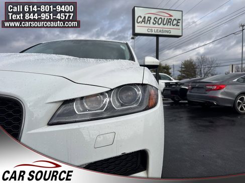 Used 2019 Jaguar F-PACE Prestige image 13