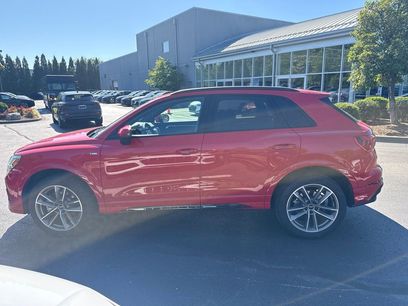 Certified 2025 Audi Q3 2.0T Premium w/ Convenience Package
