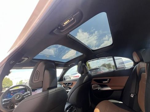 Certified 2026 Mercedes-Benz E 53 AMG e 4MATIC Sedan image 36