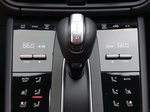 Certified 2026 Porsche Macan S AWD/4WD image 23