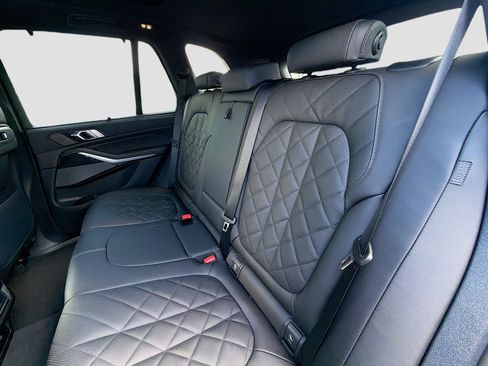 New 2026 BMW X5 sDrive40i w/ M Sport Package image 21