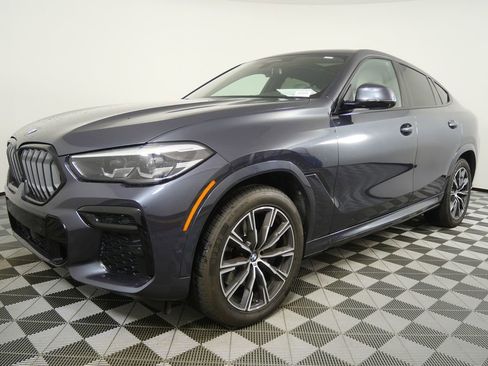 Used 2022 BMW X6 xDrive40i w/ M Sport Package image 7