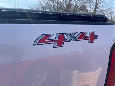 Used 2019 Chevrolet Colorado W/T w/ WT Convenience Package image 11