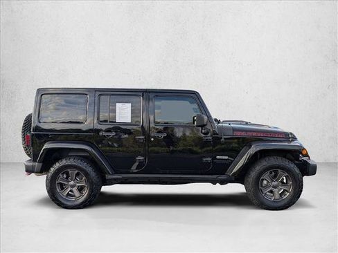 Used 2017 Jeep Wrangler Unlimited Rubicon image 4