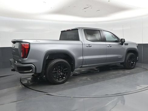 Used 2024 GMC Sierra 1500 Elevation AWD/4WD image 3