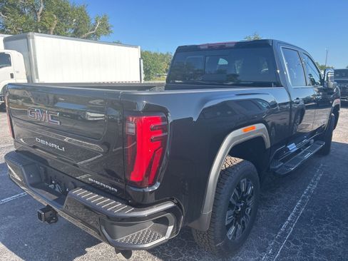 New 2026 GMC Sierra 2500 Denali w/ Technology Package AWD/4WD image 4