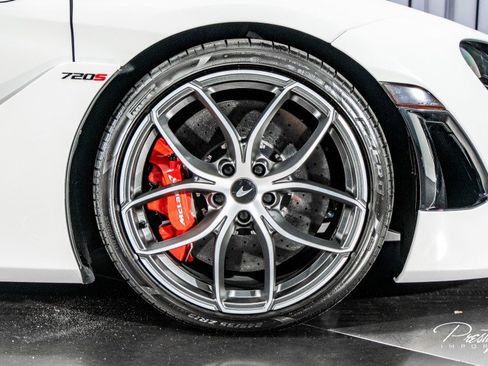 Used 2022 McLaren 720S Spider image 42