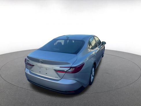 Used 2025 Toyota Camry LE image 15