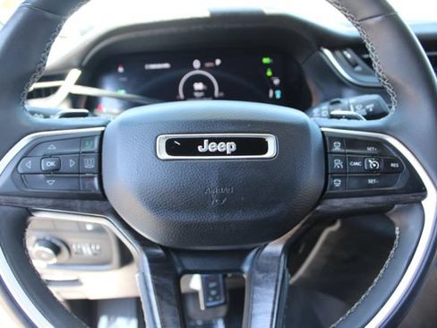 Used 2024 Jeep Grand Cherokee Limited 4xe AWD/4WD image 20