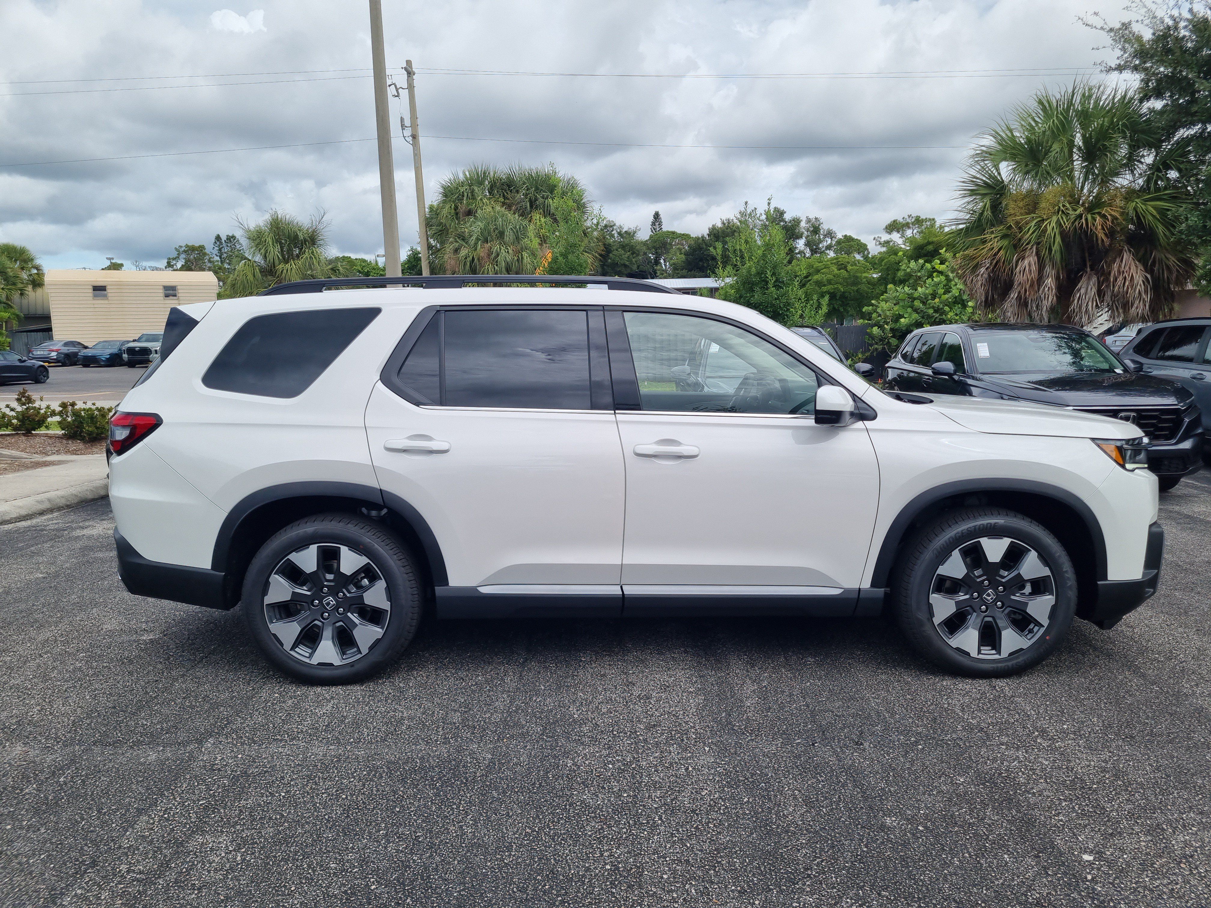New 2026 Honda Pilot Elite image 8