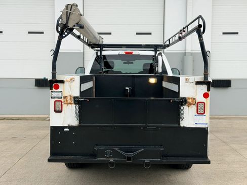 Used 2018 Ford F350 XLT w/ XLT Value Package image 4