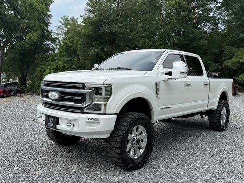 Used 2021 Ford F350 Platinum w/ Tremor Off-Road Package AWD/4WD image 3