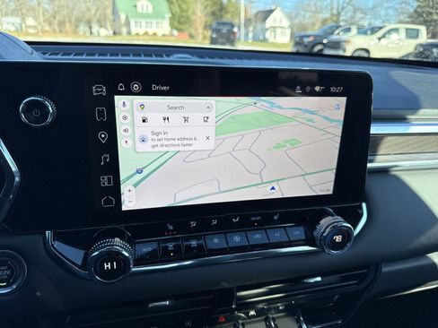 Used 2023 GMC Canyon Elevation w/ Elevation Premium Package image 17