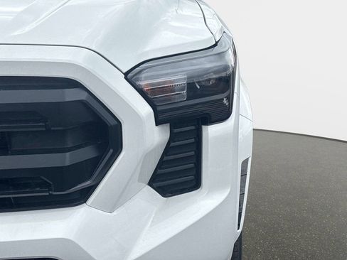 New 2026 Toyota Tacoma SR5 image 9