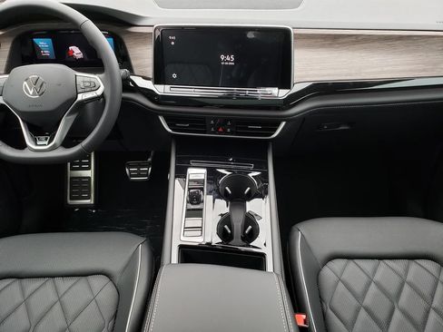 New 2026 Volkswagen Atlas SEL Premium R-Line AWD/4WD image 9