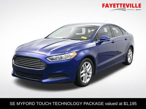 Used 2016 Ford Fusion SE FWD image 1