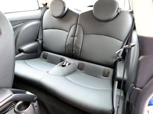 Used 2013 MINI Cooper S w/ Premium Pkg image 33