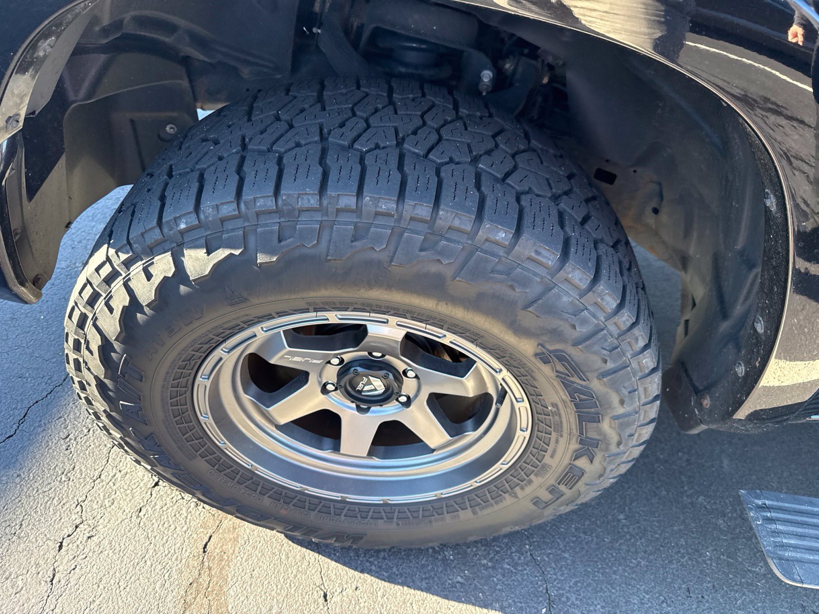 Used 2019 RAM 1500 Laramie AWD/4WD image 7