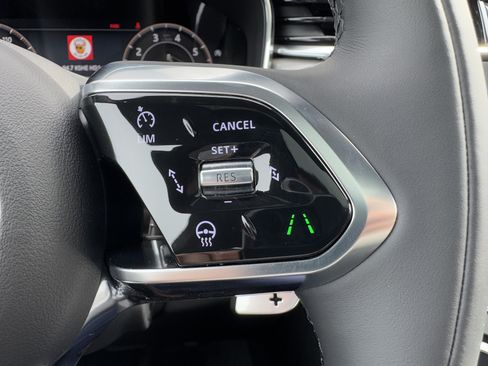 Used 2026 Jaguar F-PACE R-Dynamic S AWD/4WD image 18