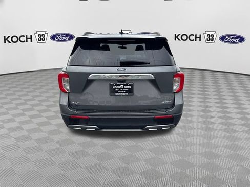 Used 2024 Ford Explorer XLT w/ Equipment Group 202A AWD/4WD image 7