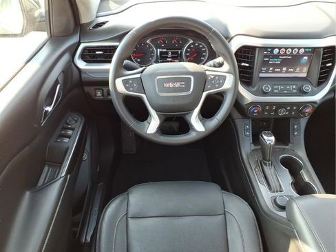 Used 2018 GMC Acadia SLT image 16