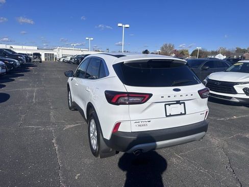 Used 2023 Ford Escape Active image 3