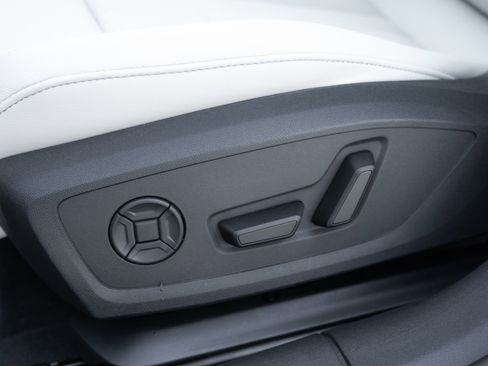 New 2026 Audi A6 Premium Plus AWD/4WD image 22