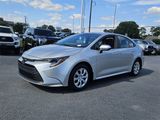 Used 2025 Toyota Corolla LE image 3