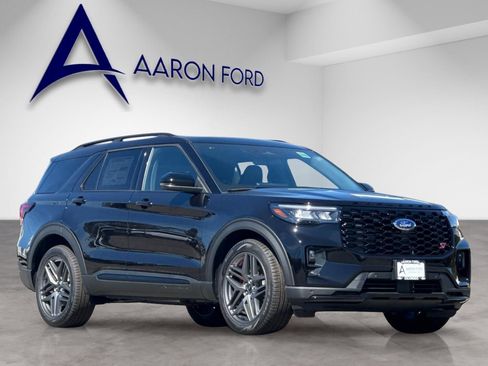 New 2026 Ford Explorer ST w/ Sun And Sound Package image 8