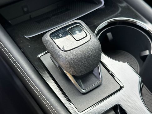 New 2026 Nissan Rogue Platinum w/ Tech Package AWD/4WD image 35