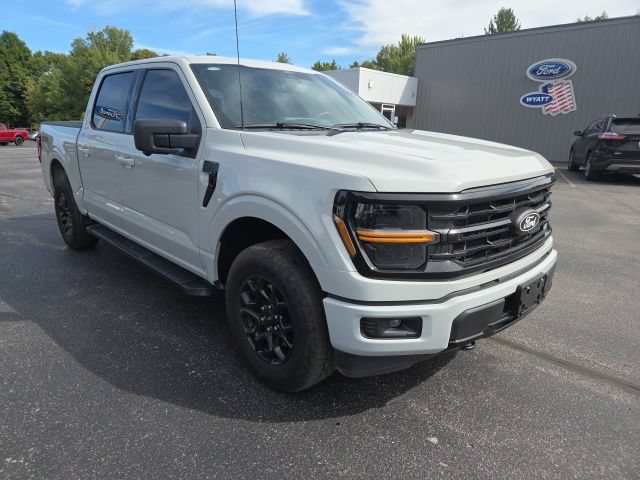Used 2024 Ford F150 XLT w/ XLT Black Appearance Package AWD/4WD image 3