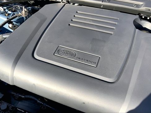 New 2026 Land Rover Defender 110 S image 17