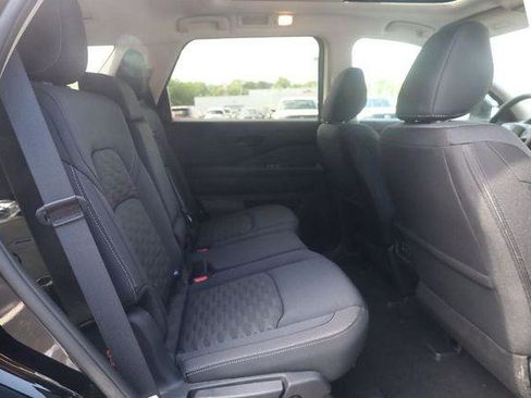 New 2026 Nissan Pathfinder SV AWD/4WD image 22