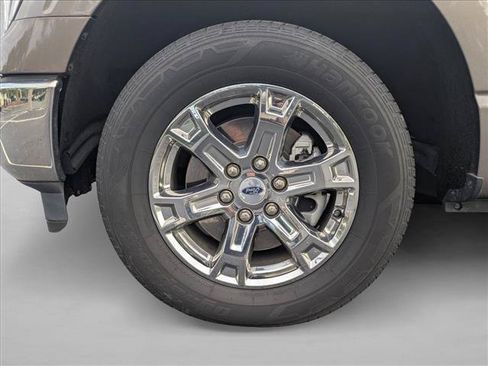 Used 2021 Ford F150 Lariat RWD image 13