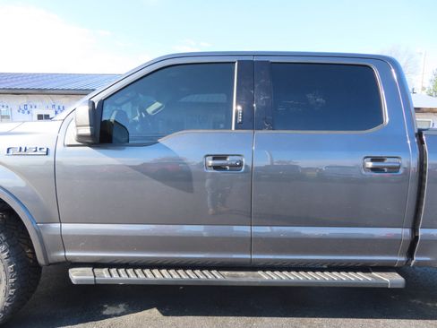 Used 2019 Ford F150 Lariat w/ Equipment Group 502A Luxury image 13