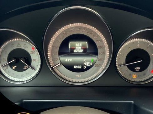 Used 2015 Mercedes-Benz GLK 350 RWD 4dr GLK 350 image 9