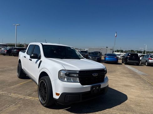 Used 2022 Ford Maverick XL FWD image 1