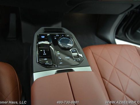 Used 2025 BMW iX M60 AWD/4WD image 34