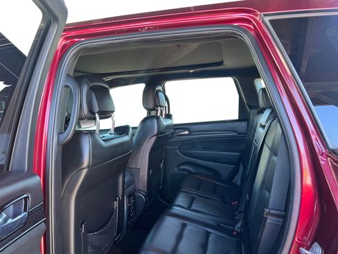 Used 2019 Jeep Grand Cherokee High Altitude image 12