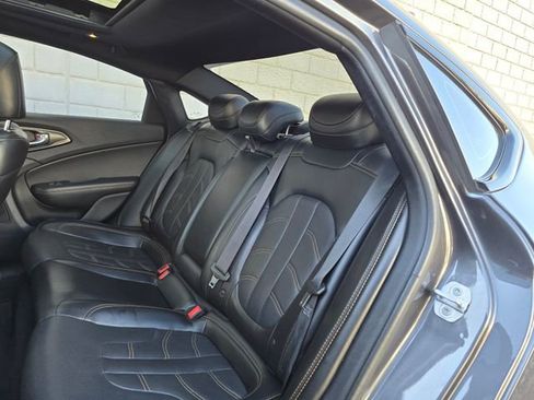 Used 2017 Chrysler 200 S w/ Navigation & Sound Group I image 30