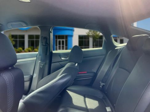 Used 2019 Honda Civic Sport image 26