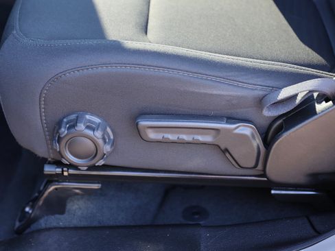 Used 2022 Jeep Wrangler Unlimited Sport image 20